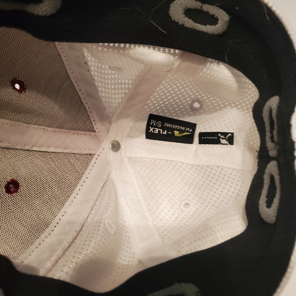 Oakley hat C2 - Picture 3 of 3